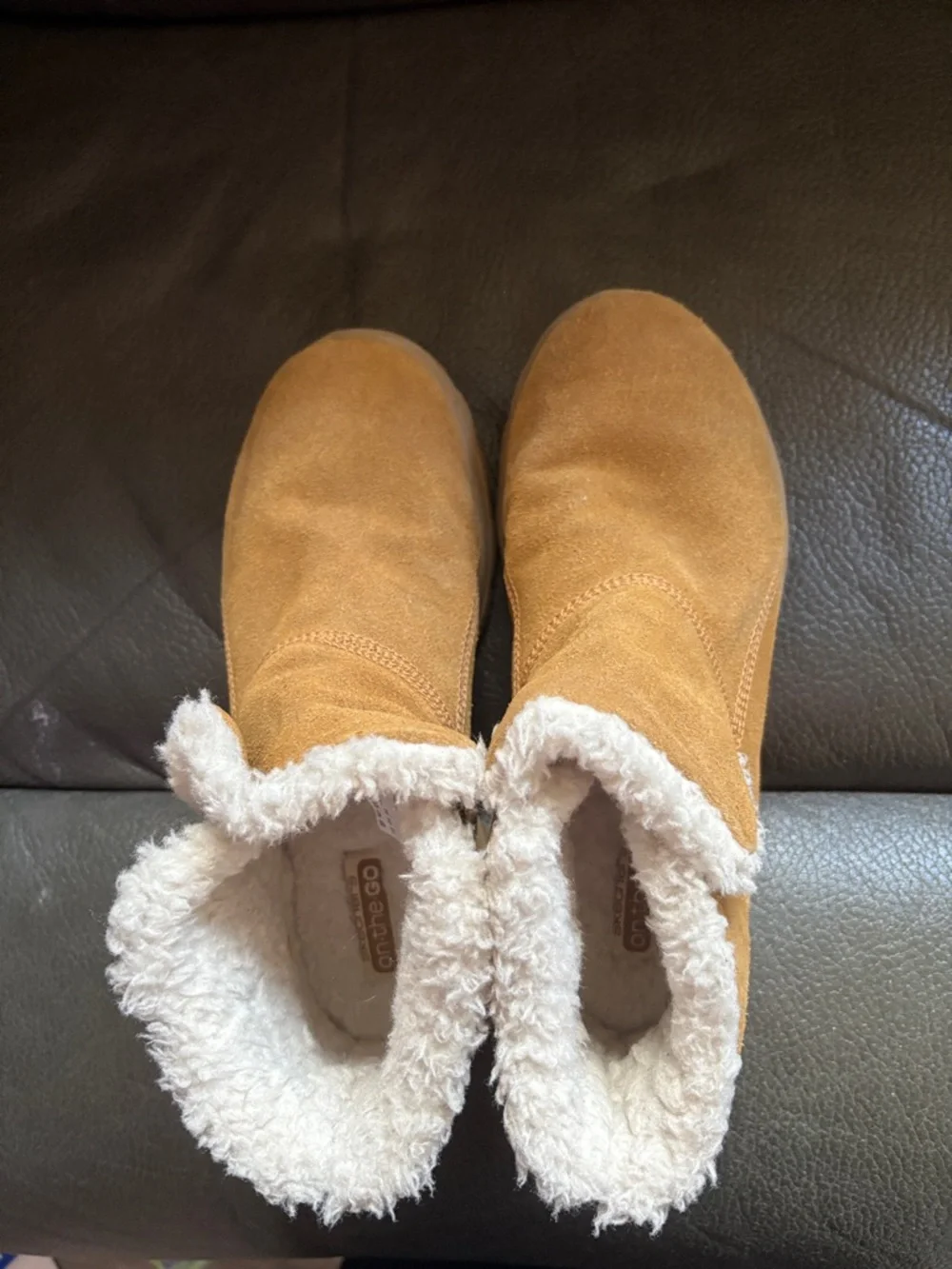 Sketchers on the go chestnut with fleece lined slip in boots